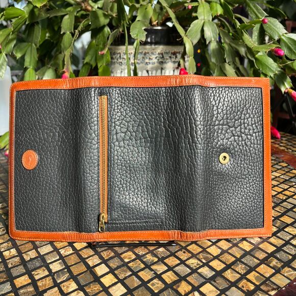 Dooney & Bourke Vintage All Weather Pebbled Leather Checkbook Wallet Black - Picture 7 of 8